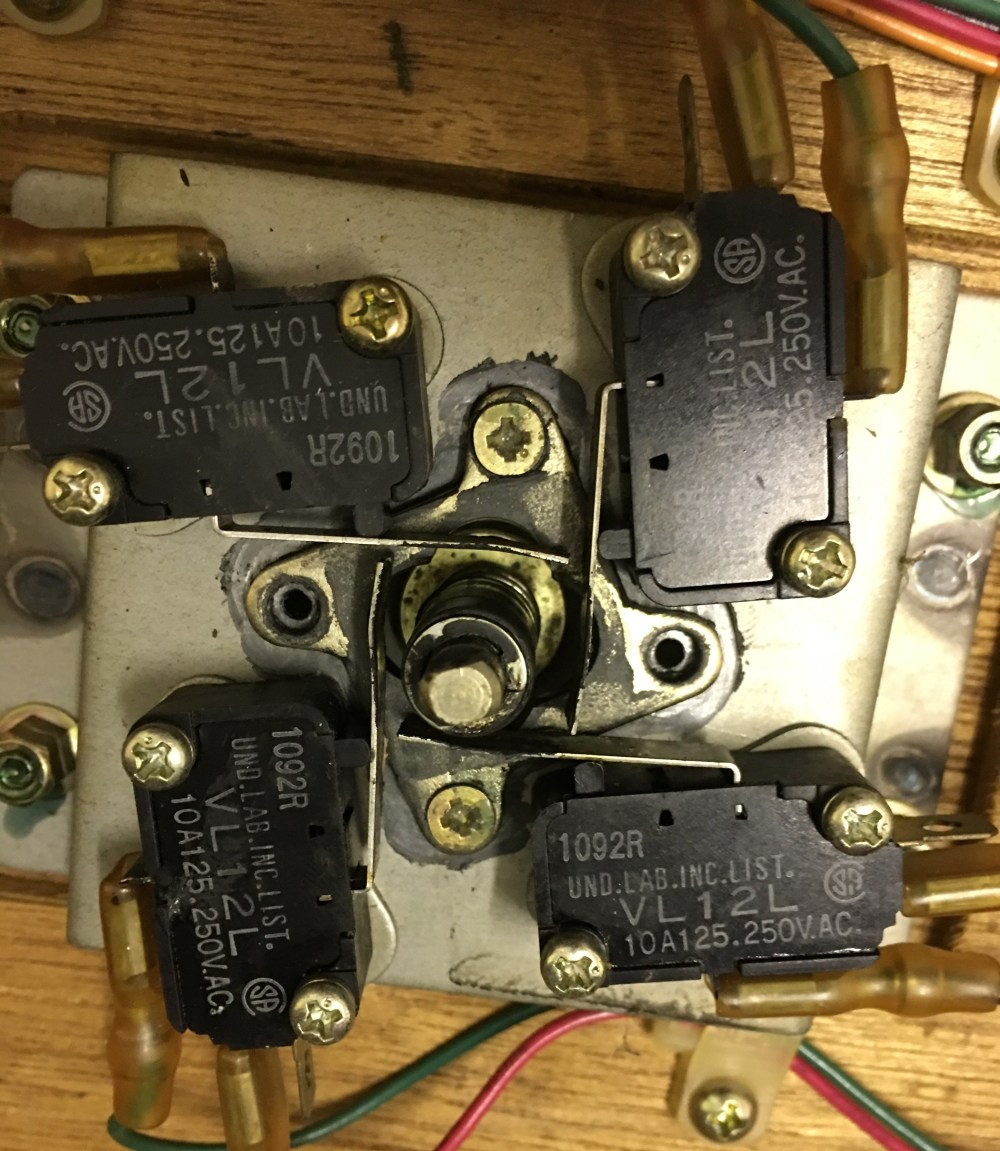 3FEE3338-AAED-4016-A297-4B8FE3967318